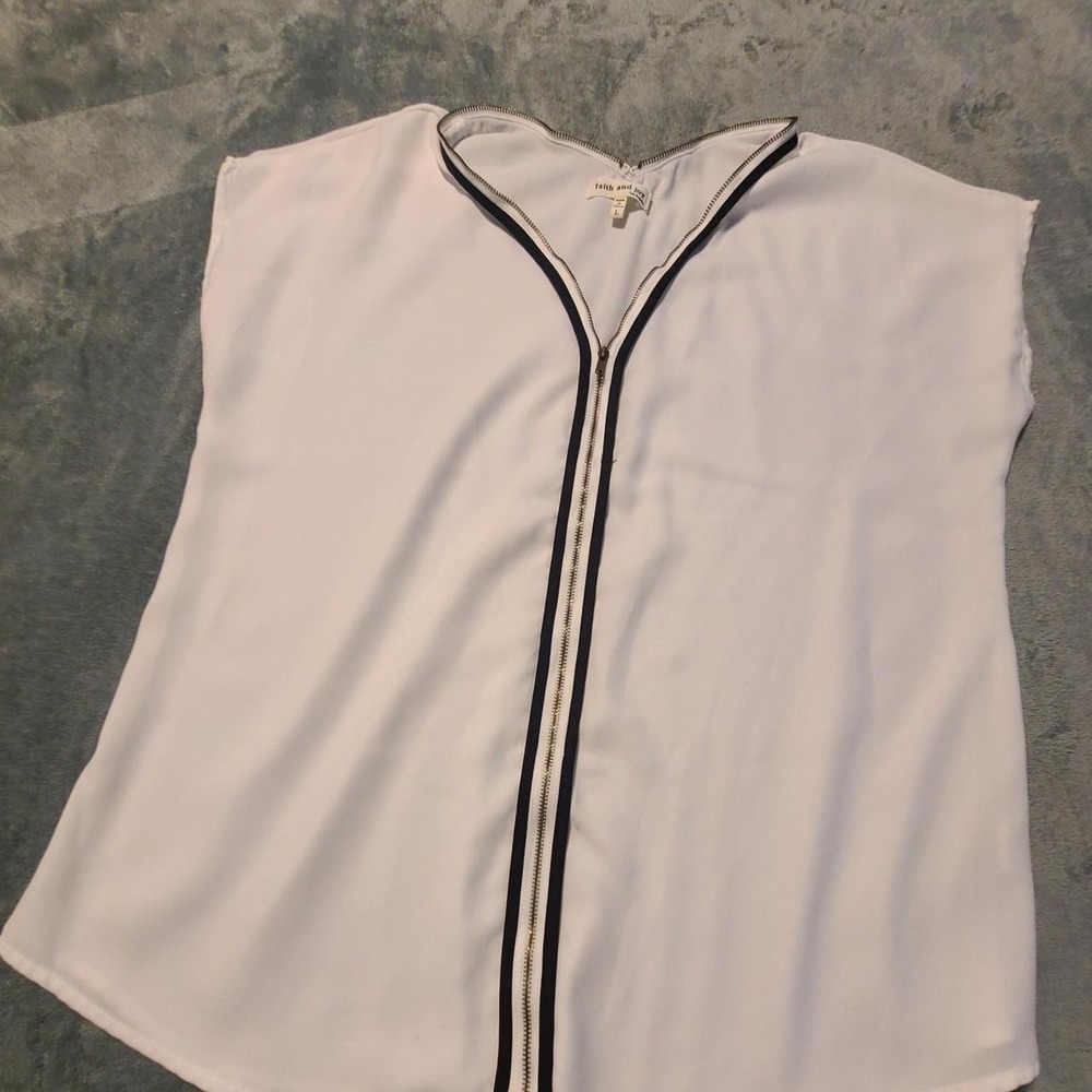 Faith and Joy Los Angeles White Full Zip Sleeveless Blouse Black Trim Large